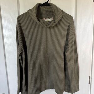 Maeve turtleneck